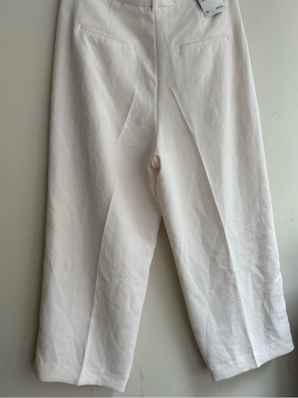 Aritzia Wilfred Effortless Cropped Pants Crepette - Picture 4 of 5